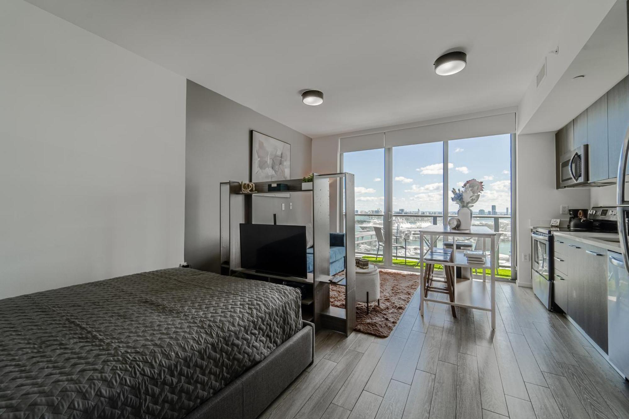 Tr Miami 2 Bedroom, 1 Bedroom, And Studio Condos With Balconies Dış mekan fotoğraf